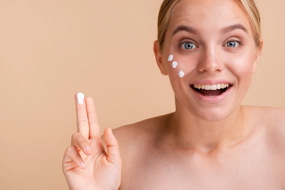 Niacinamide İçeren Güneş Kremi